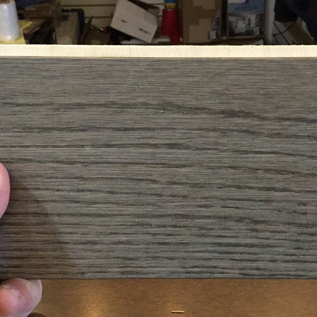 grey 1/2 inch thick  engineered  flooring   20.86  sq per box